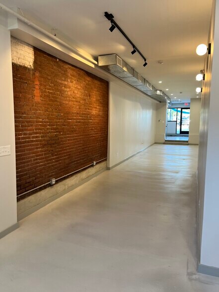 More Photos Of 13 E Bridge St, Morrisville Storefront Retail Office For Lease
