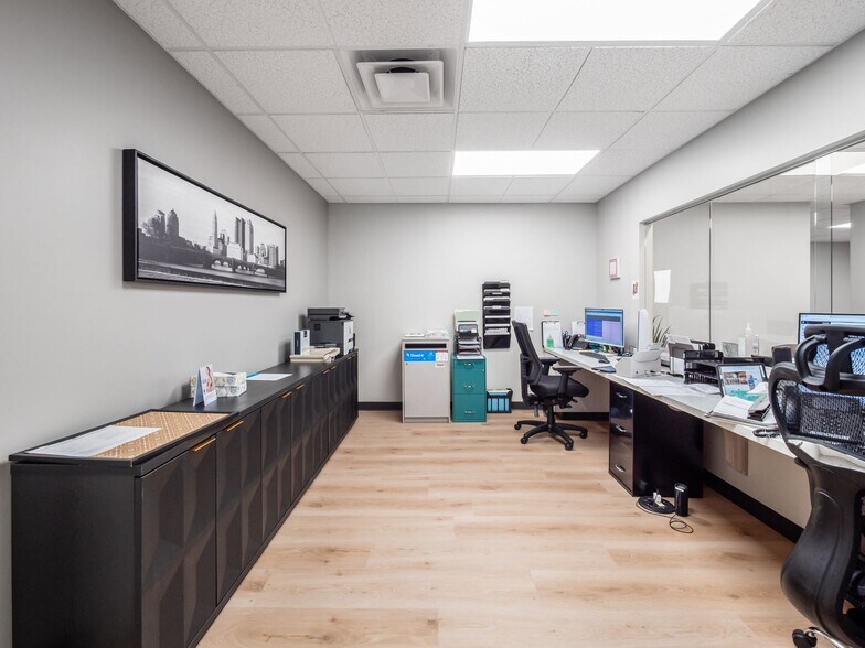 More Photos Of 4100 Horizons Dr, Columbus Office For Sale
