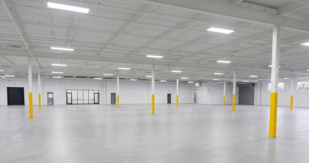 More Photos Of 6119 W Howard St, Niles Warehouse For Sale