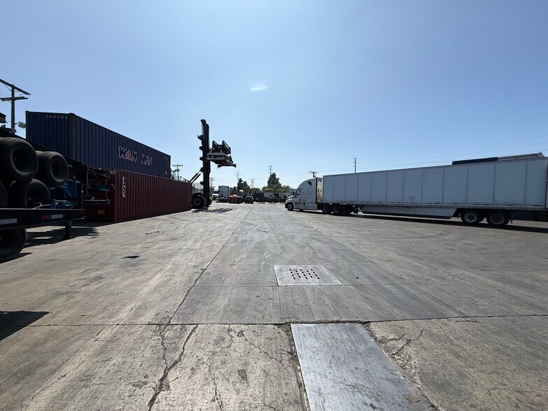 More Photos Of 1520 E Pacific Coast Hwy, Wilmington Land For Lease