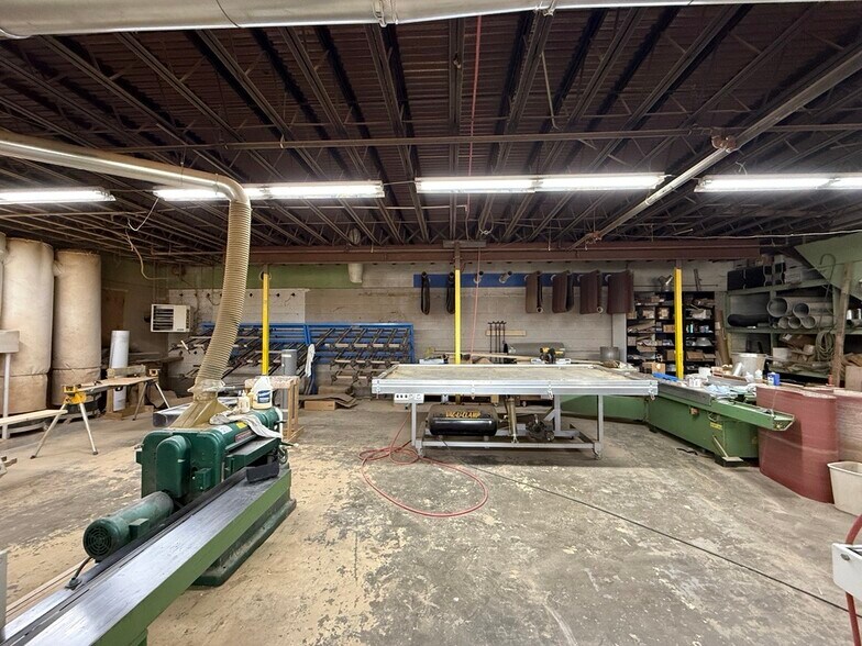 More Photos Of 1329 E High St, Charlottesville Warehouse For Sale