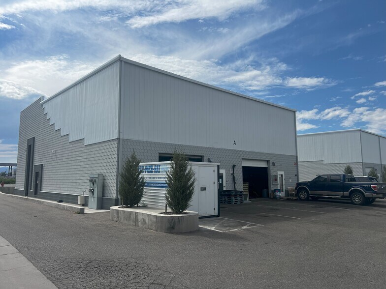More Photos Of 3540 State Highway 52, Frederick Flex For Lease