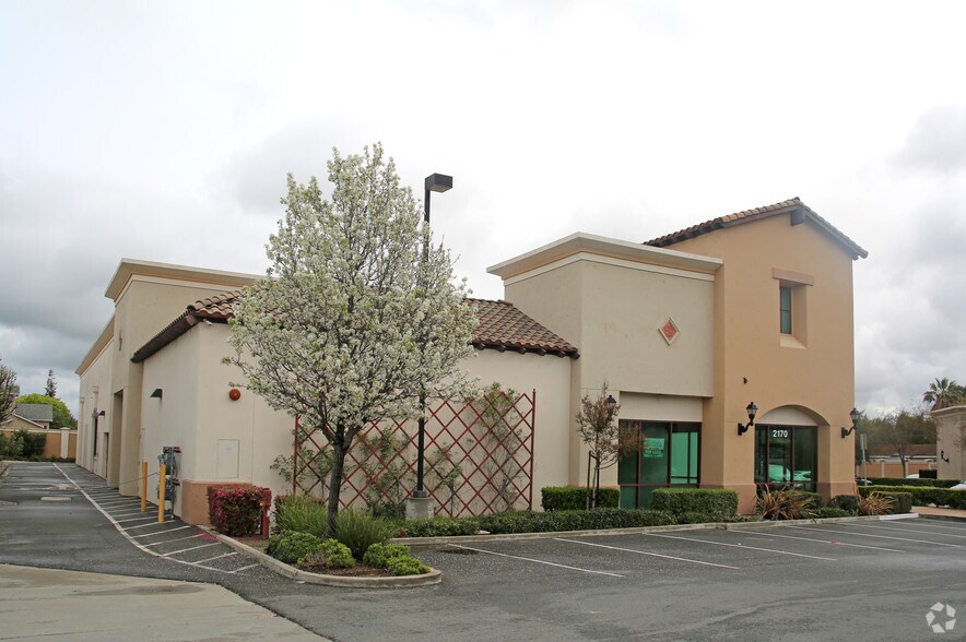 More Photos Of 2170 Main St, Oakley Freestanding For Lease