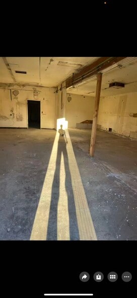 More Photos Of 25647 Main St, Barstow Bar For Sale