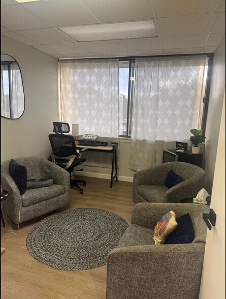 More Photos Of 1204 NW 69th Ter, Gainesville Medical For Sale