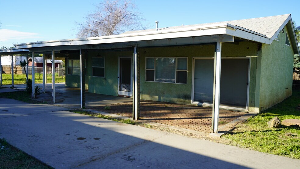 More Photos Of 4451 Glen St, Riverside Multifamily For Sale