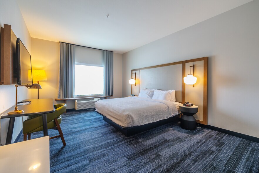 More Photos Of 3520 Timberwood Dr, Fort Collins Hotel For Sale