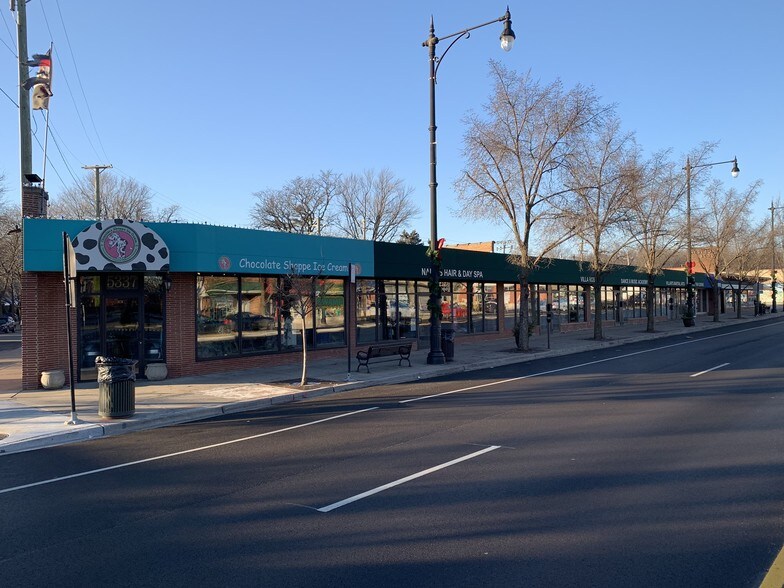 More Photos Of 5337-5353 W Devon Ave, Chicago Storefront Retail Office For Sale