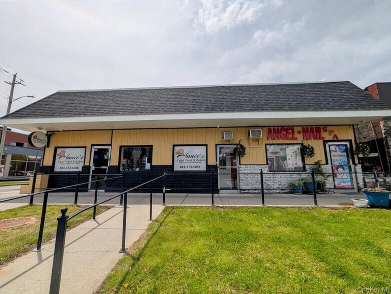 More Photos Of 485 Broadway, Monticello Storefront For Sale
