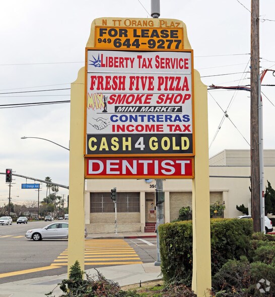 More Photos Of 545-595 S Knott Ave, Anaheim Storefront Retail Office For Lease