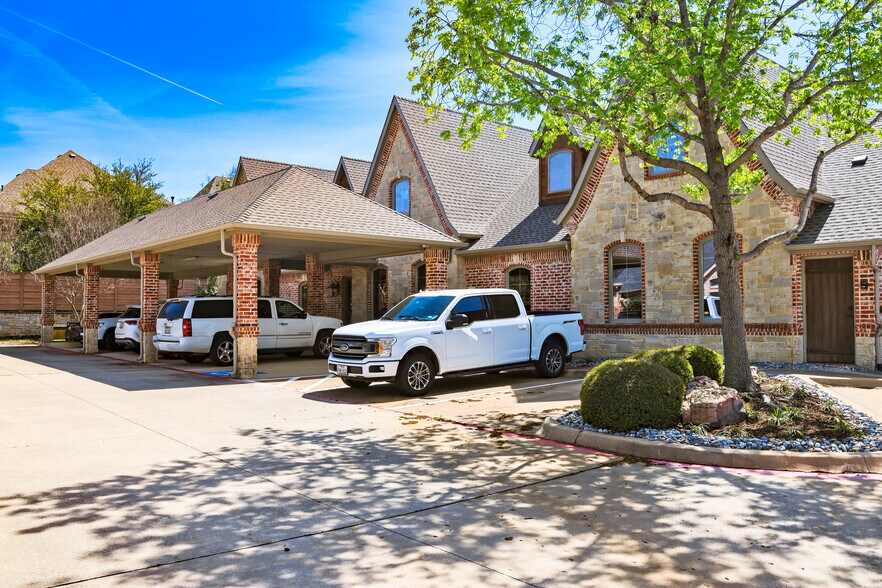 More Photos Of 1312 Glade Rd, Colleyville Loft Creative Space For Sale