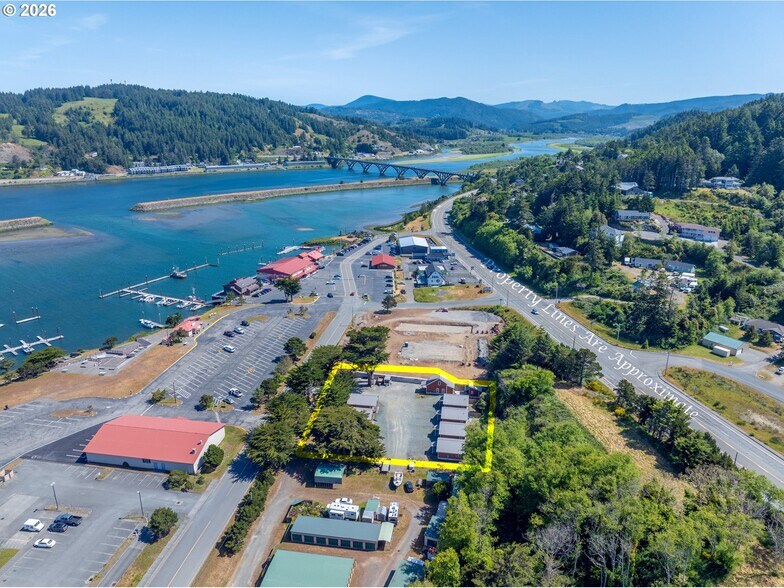 More Photos Of 29940 Harbor Way, Gold Beach Apartments For Sale