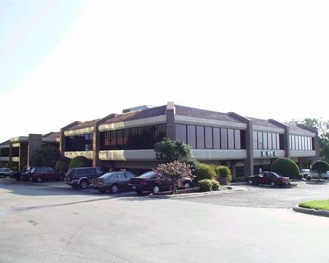 More Photos Of 6737 Brentwood Stair Rd, Fort Worth Office For Sale