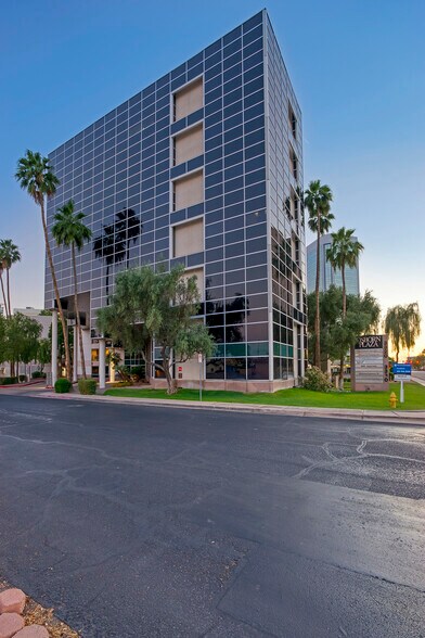 More Photos Of 3330 N 2nd St, Phoenix Medical For Lease
