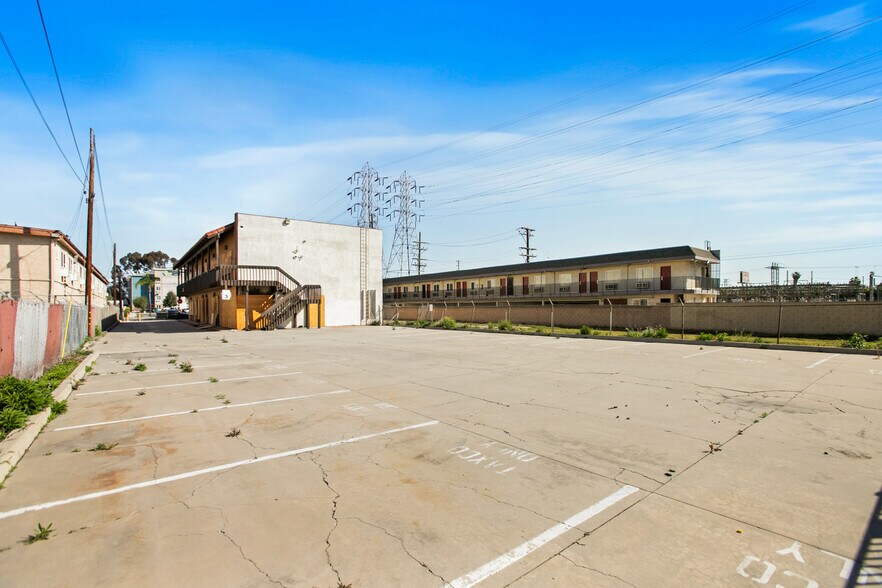 More Photos Of 8820 Artesia Blvd, Bellflower Office For Sale