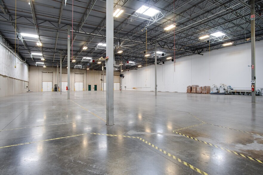 More Photos Of 7118 Geoffrey Way, Frederick Warehouse For Lease
