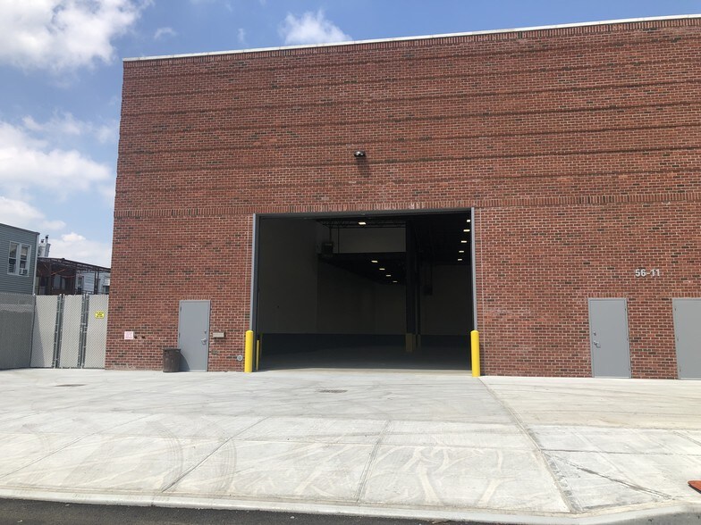 More Photos Of 56-11 Arnold Ave, Maspeth Distribution For Lease
