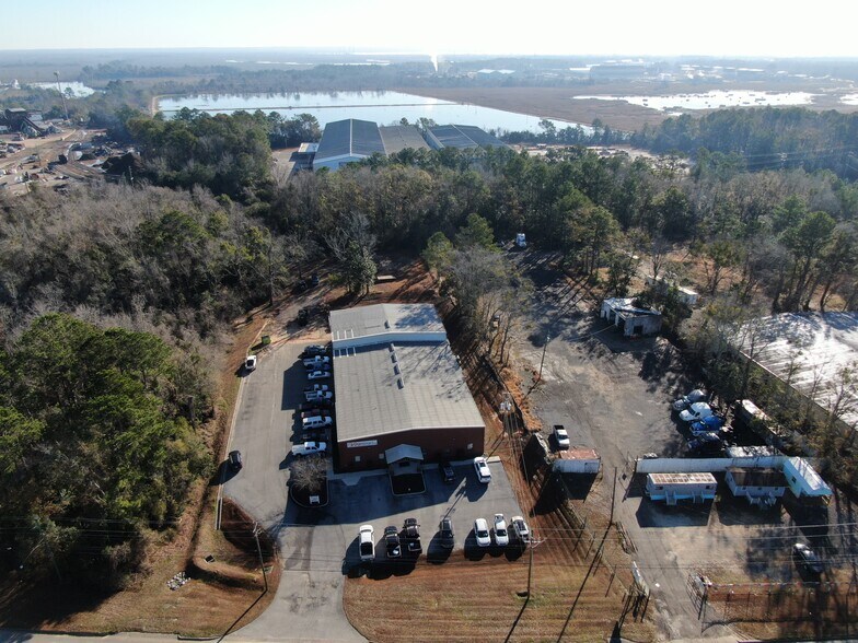 More Photos Of 510 N Craft Hwy, Chickasaw Warehouse For Sale
