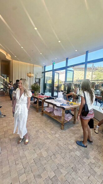 More Photos Of 23465 Civic Center Way, Malibu Unknown For Lease
