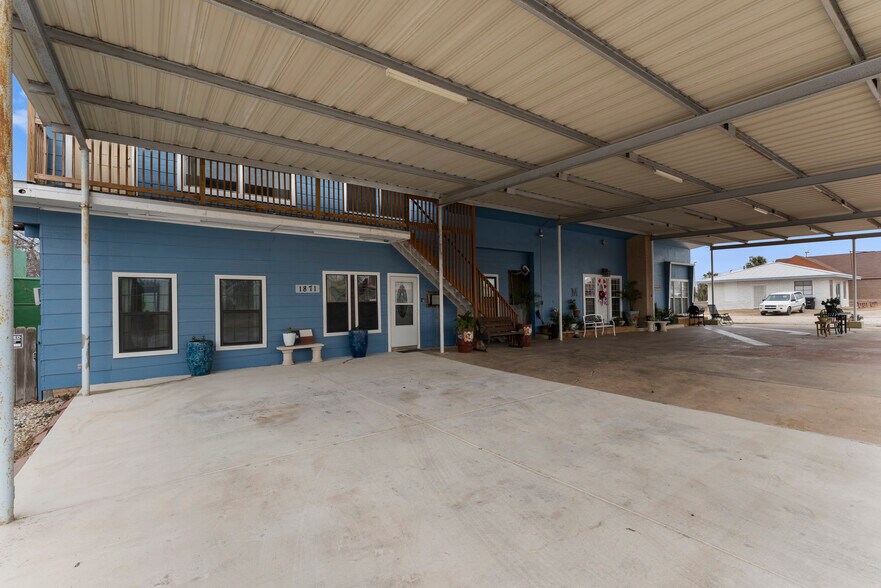 More Photos Of 1911 State Hwy 132, Natalia Multifamily For Sale
