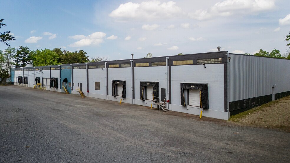 More Photos Of 995 Home Ave, Akron Distribution For Lease