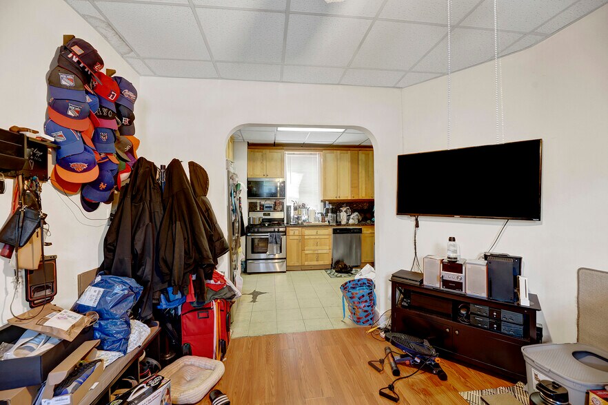 More Photos Of 2773 W 86th St, Brooklyn Multifamily For Sale