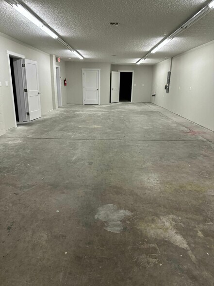 More Photos Of 706 1st St, Cheney Storefront Retail Office For Lease