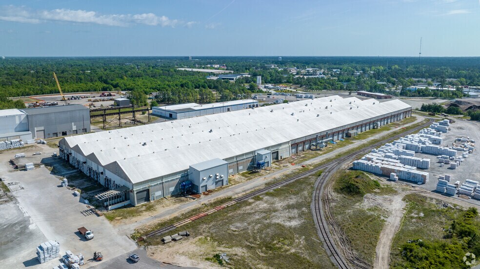 More Photos Of 202 Raleigh St, Wilmington Manufacturing For Lease