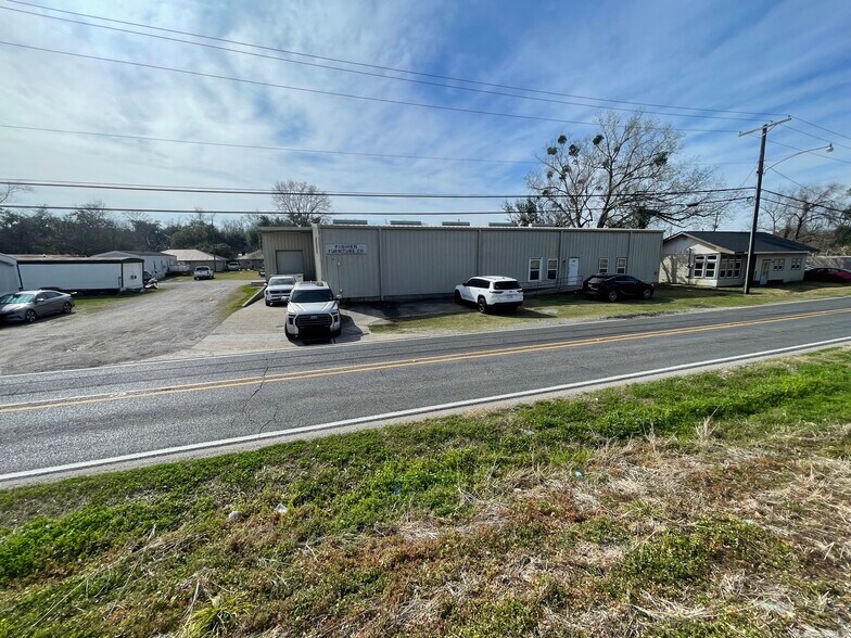 More Photos Of 13555 Old Spanish Trl, Boutte Warehouse For Sale