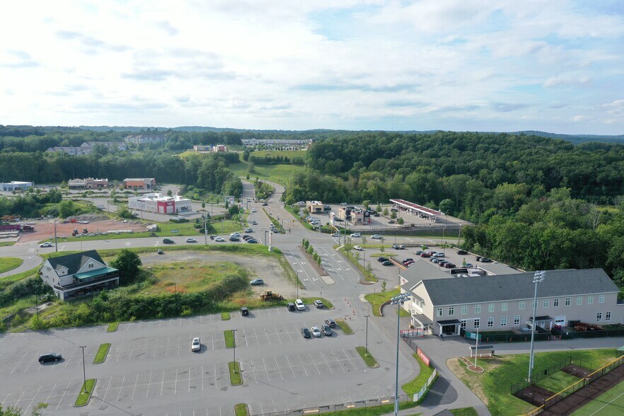 More Photos Of 333 SW Cutoff, Northborough Medical For Lease