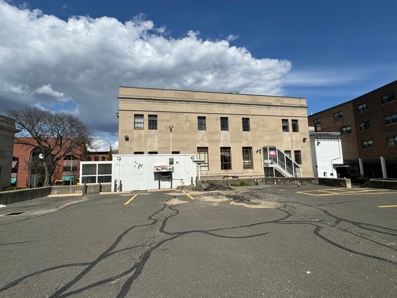 More Photos Of 210 Main St, Danbury Bank For Sale