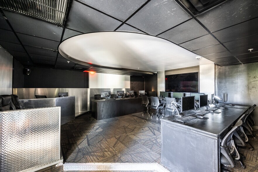 More Photos Of 600 S Geneva Rd, Orem Schools For Sale