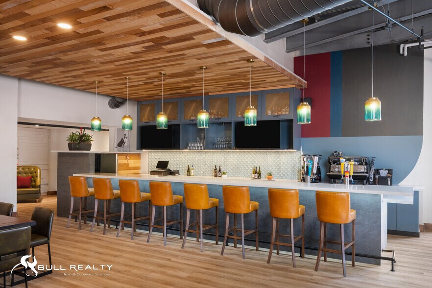 More Photos Of 1508 Texas Ave S, College Station Hotel For Sale