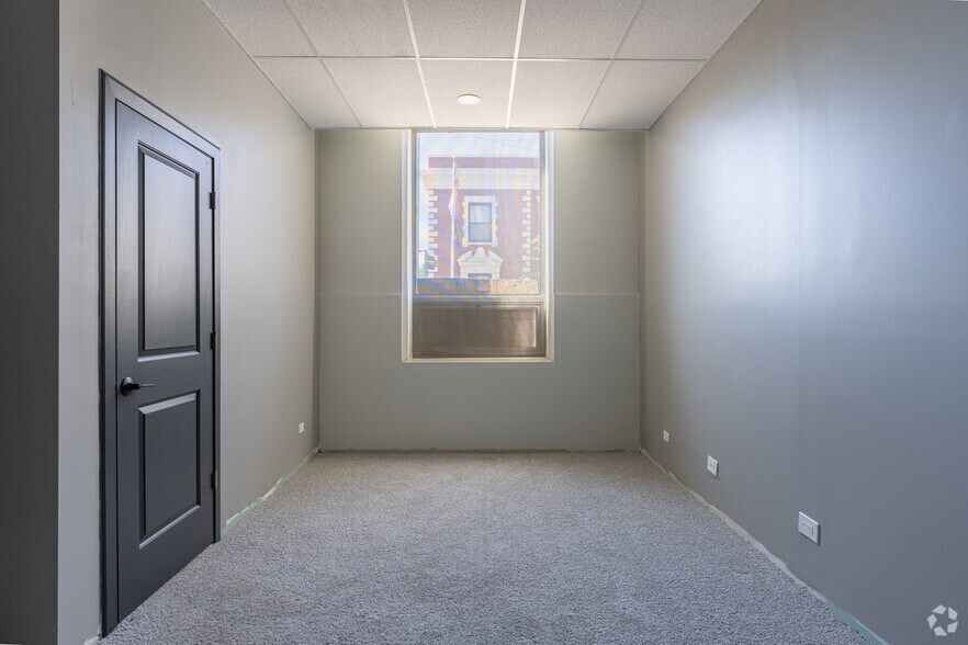 More Photos Of 4192 S Archer Ave, Chicago General Retail For Sale