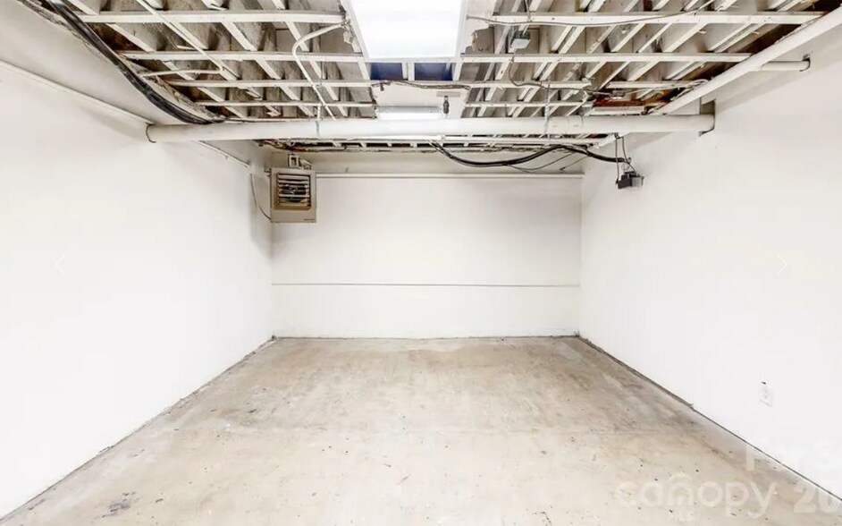 More Photos Of 124 College St, Asheville Office Residential For Sale