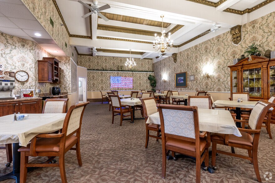 More Photos Of 422 Felix St, Saint Joseph Apartments For Sale