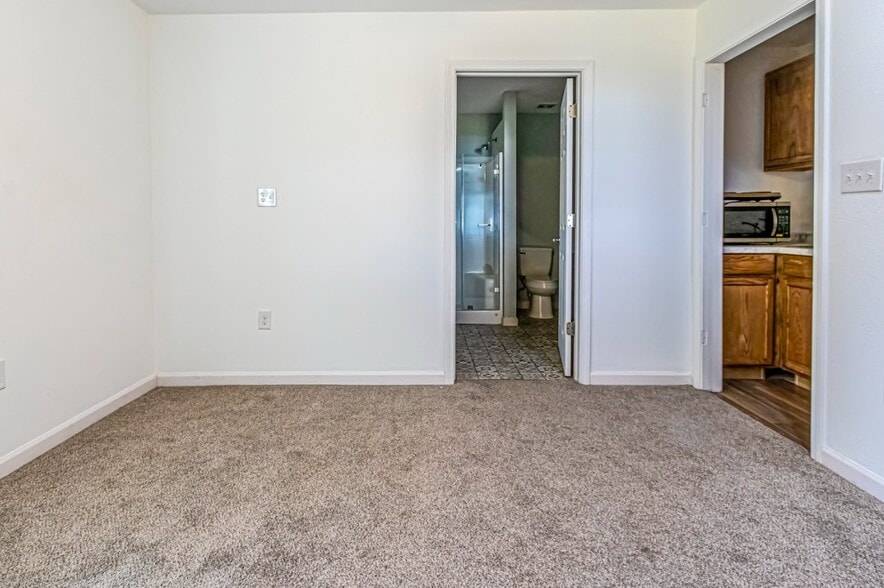 More Photos Of 229 Bishop, Livingston Apartments For Sale