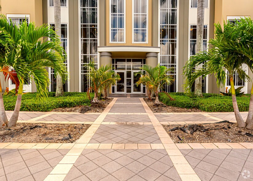 More Photos Of 11410 NW 20th St, Miami Unknown For Lease