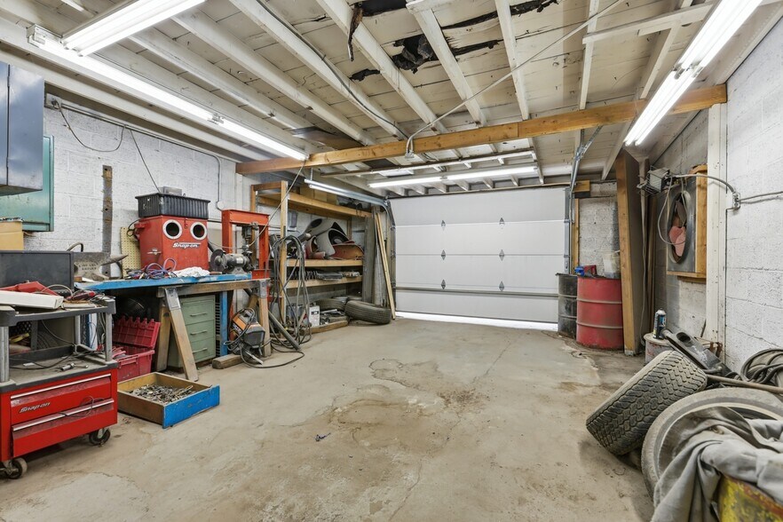 More Photos Of 1210-1214 Santa Fe Dr, Denver Office For Sale