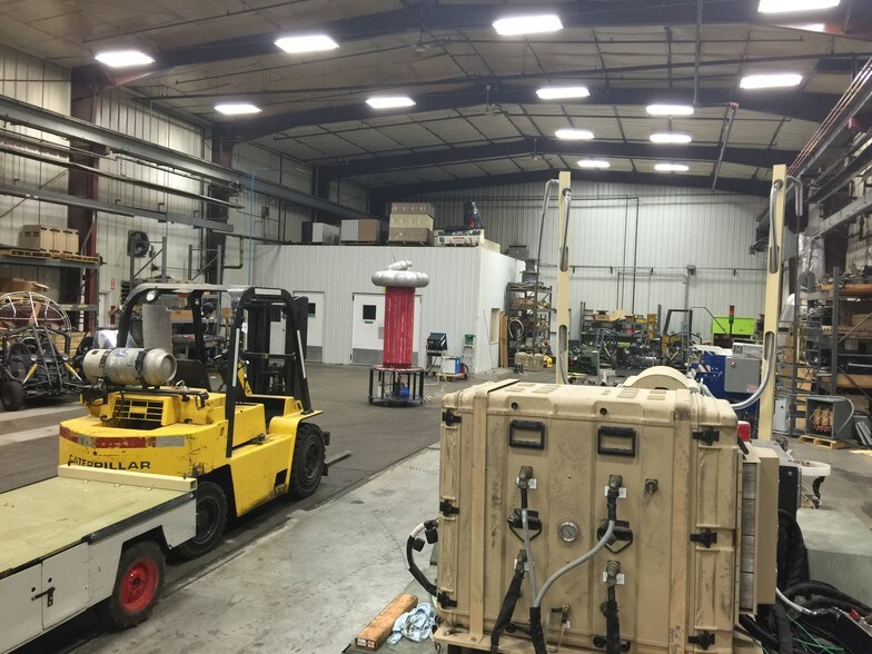 More Photos Of 1735 W 53rd St, Anderson Manufacturing For Sale