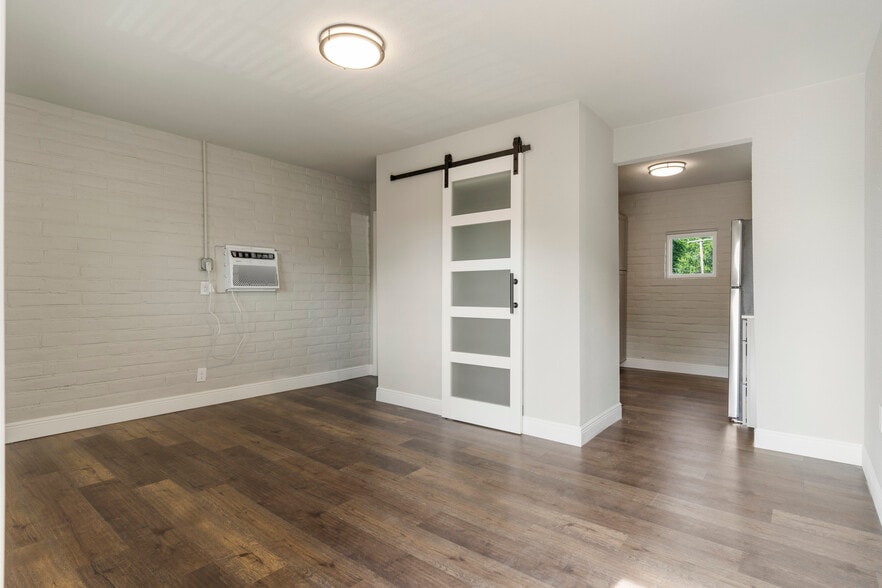 More Photos Of 2618 E 8th St, Tulsa Apartments For Sale