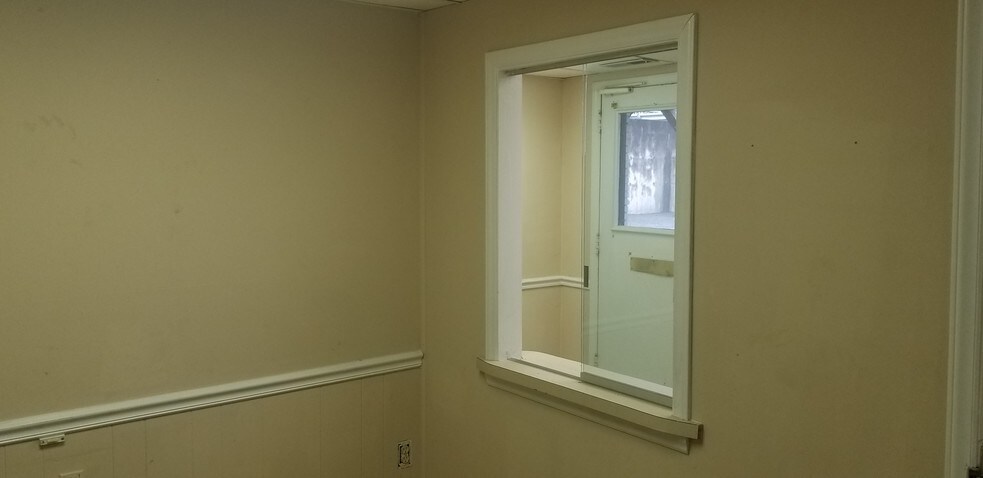 More Photos Of 318 S South St, Gastonia Office For Lease