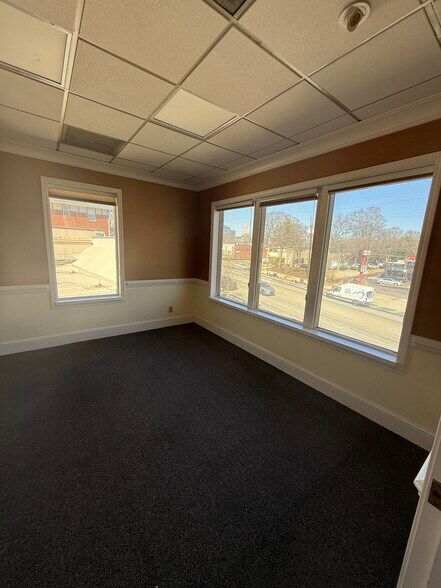 More Photos Of 547 Ponce De Leon Ave, Atlanta Office For Sale