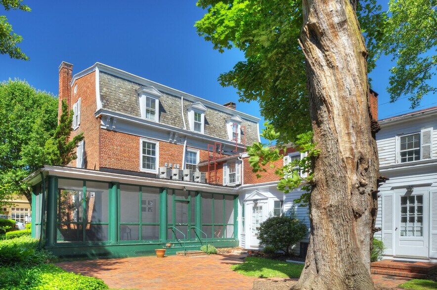 More Photos Of 101 Farnsworth Ave, Bordentown Office For Sale