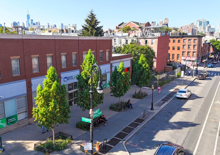 More Photos Of 291 President St, Brooklyn Storefront Retail Residential For Sale