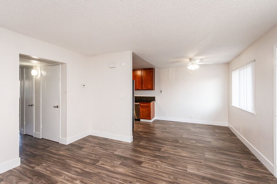 More Photos Of 3831-3835 Annadale Ln, Sacramento Apartments For Sale