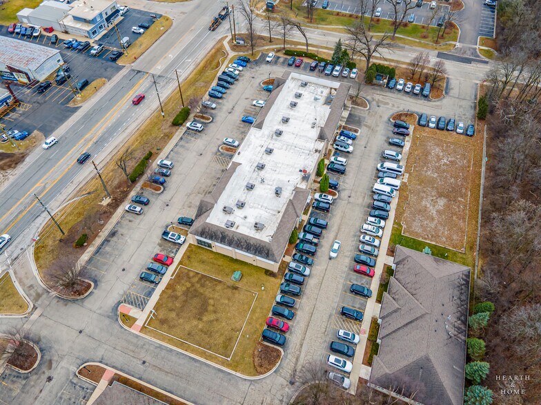 More Photos Of 450 N Route 31, Crystal Lake Fast Food For Lease