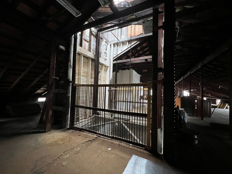 More Photos Of 25 Church St, Keyport Restaurant For Sale