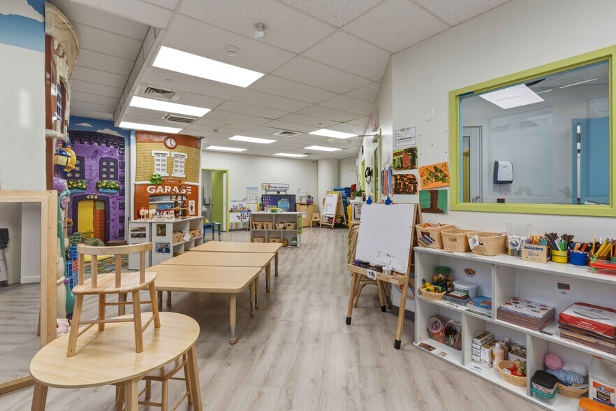 More Photos Of 2728 Thomson Ave, Long Island City Apartments For Sale