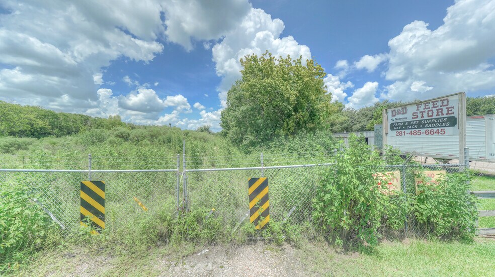 More Photos Of 2932 Manvel Rd, Pearland Land For Sale